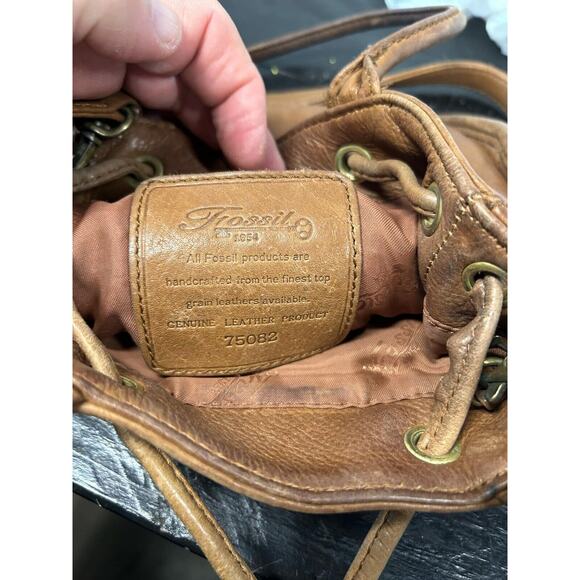 Vintage 00s Y2K FOSSIL Leather Convertible Bucket Bag Handbag Purse - Picture 7 of 10